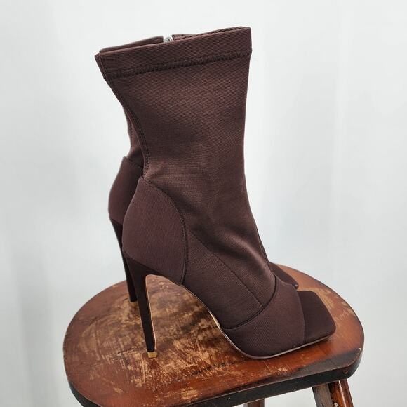 New Simmi Mona Brown Sock Heels Peep Square Toe Size‎ 6 - Picture 2 of 8